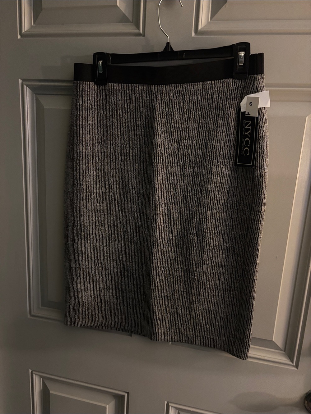 NYCC Gray Ribbed Pencil Skirt - Classic Office Staple